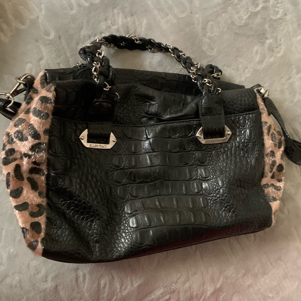 Ellen Tracey purse
